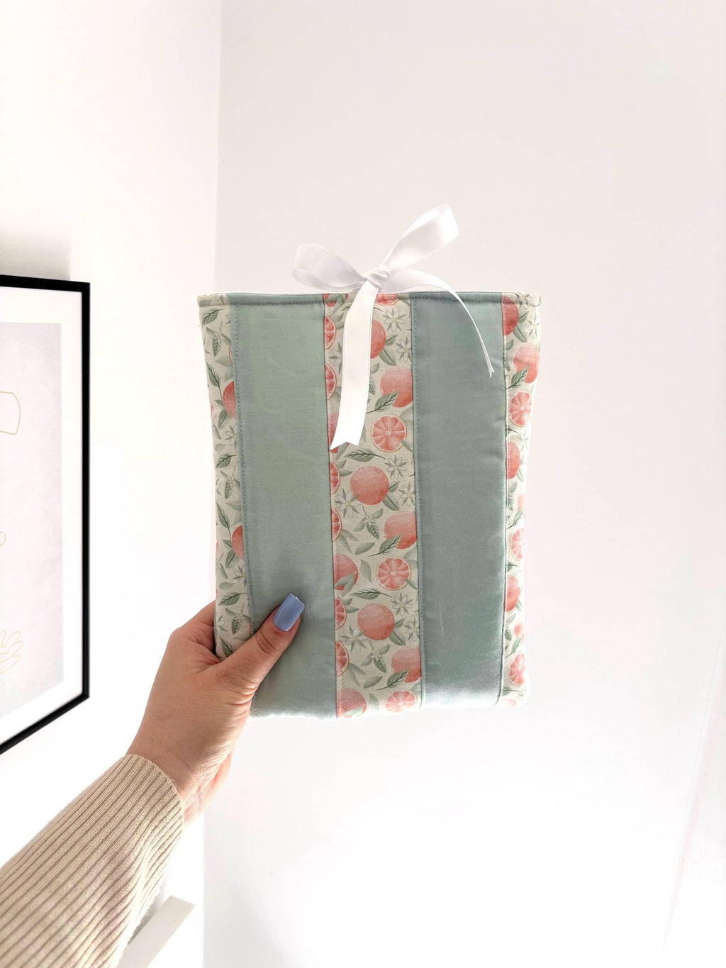 Green citrus quilted book sleeve