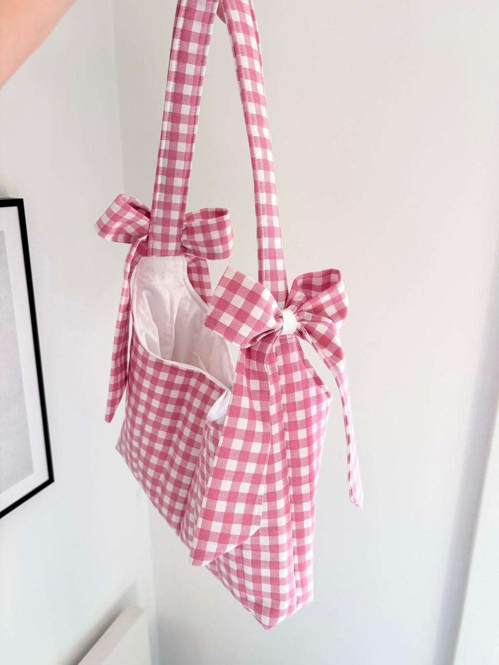 Pink gingham mini bow shoulder bag
