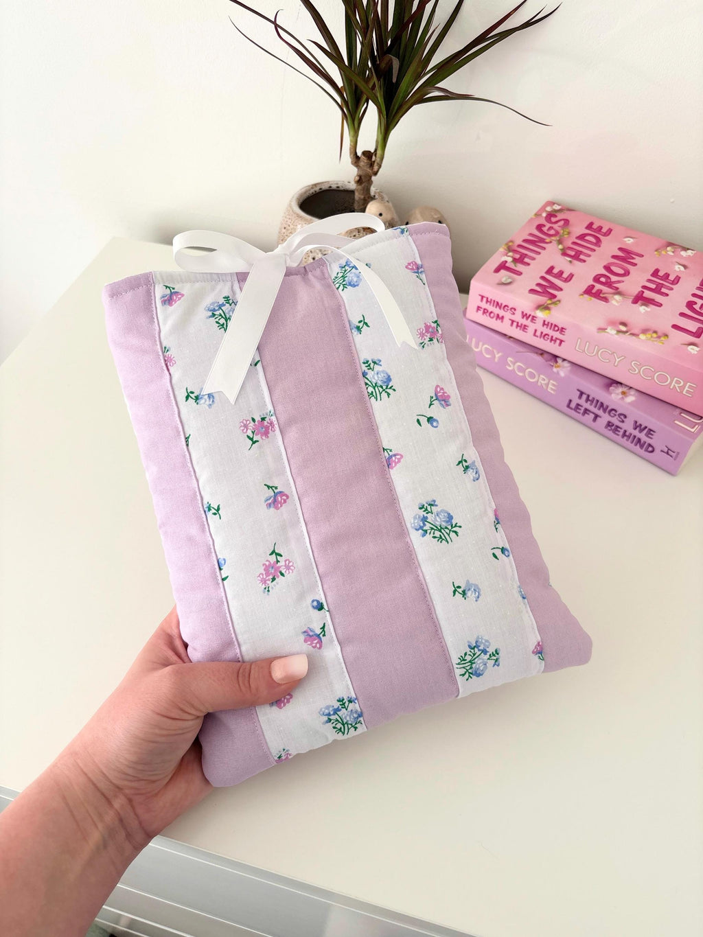 Lilac floral quilted book sleeve