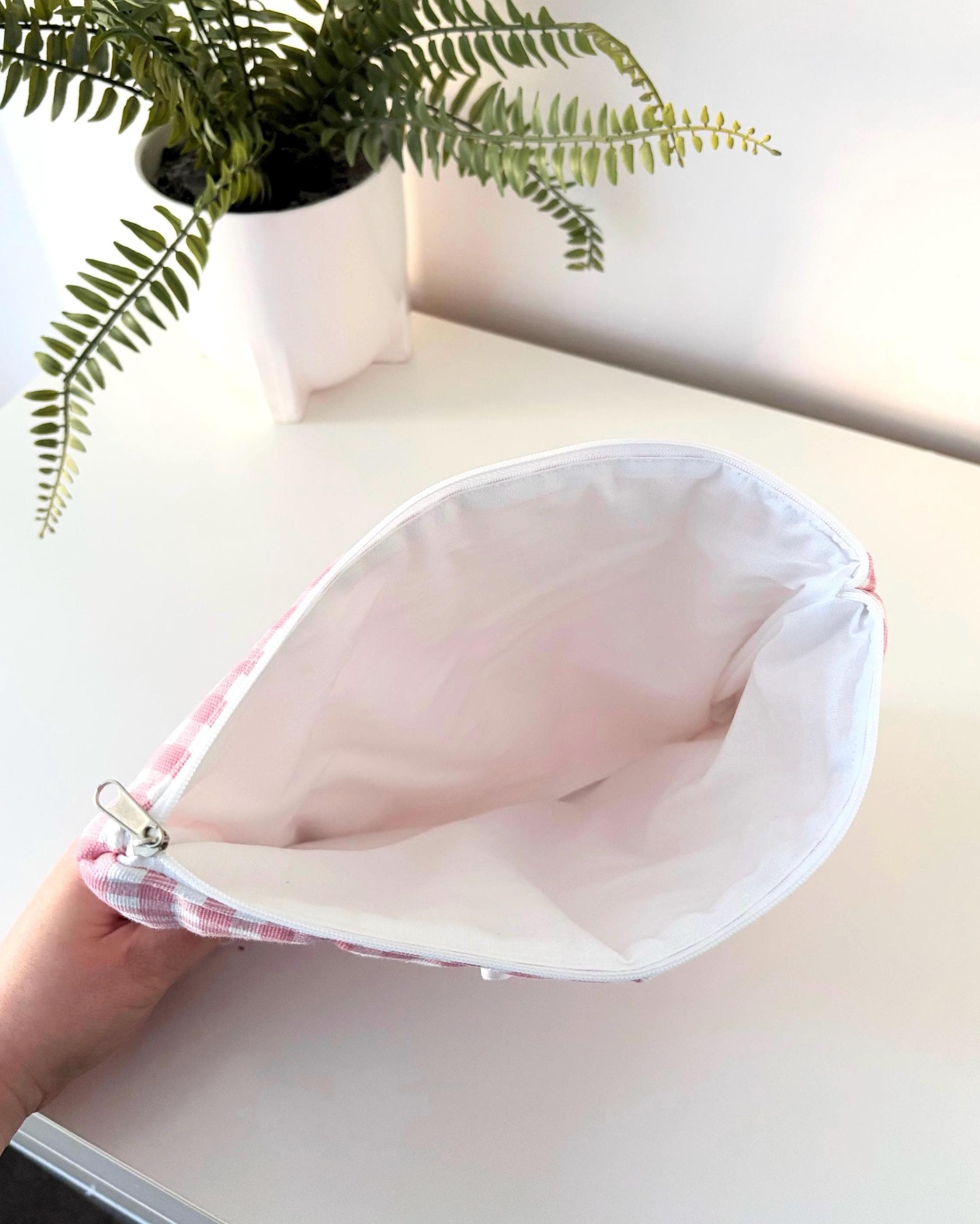 Pink gingham quilted storage pouch