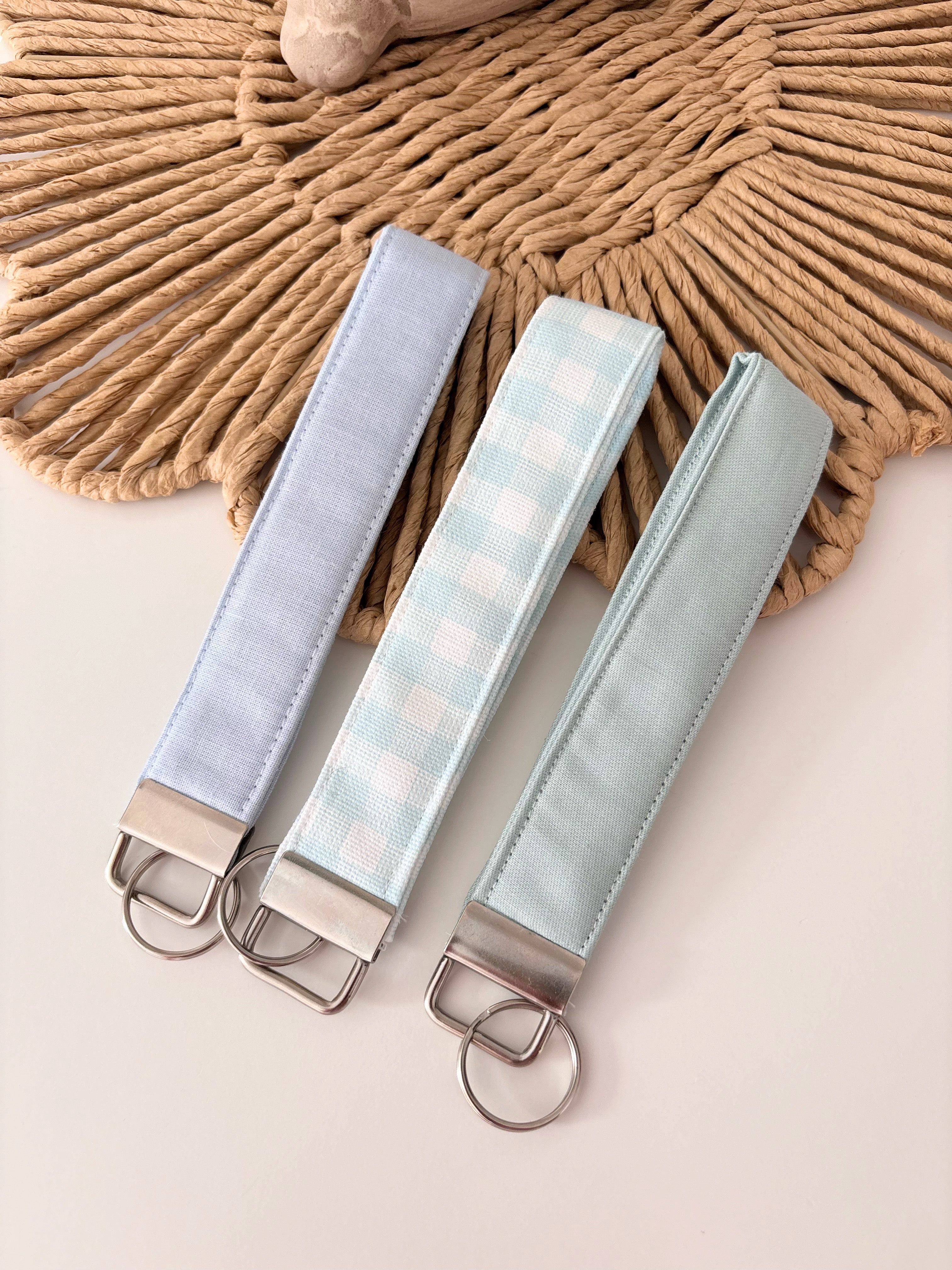 Pastel / gingham / floral wristlet