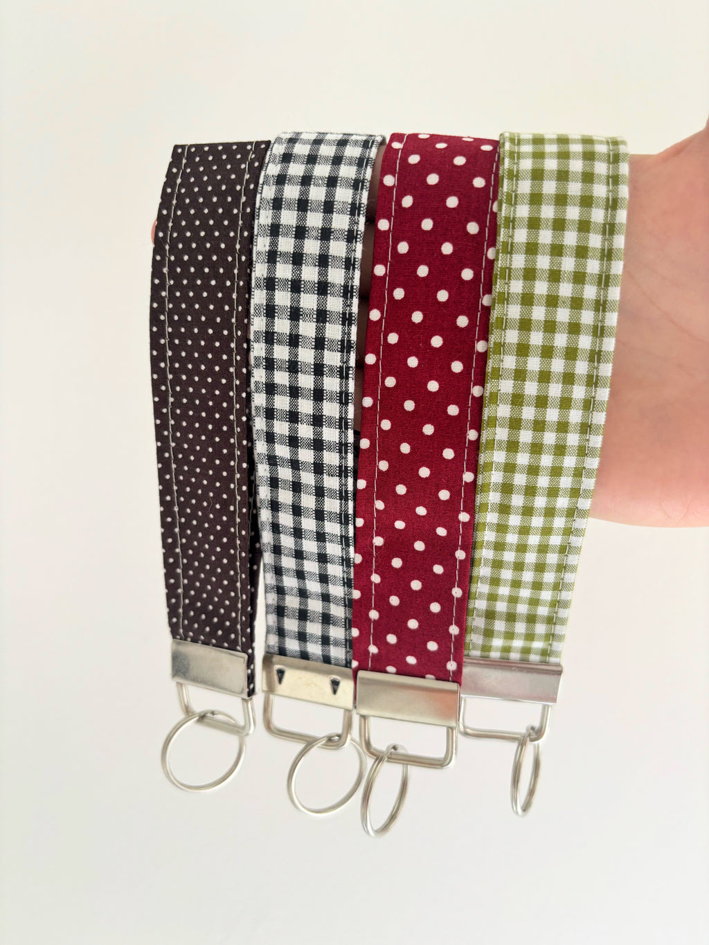 Polka dot / gingham wristlet