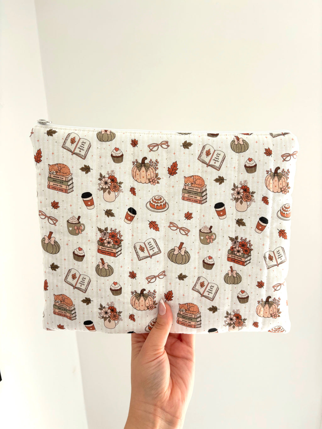 Cosy Chapters 11inch IPad sleeve