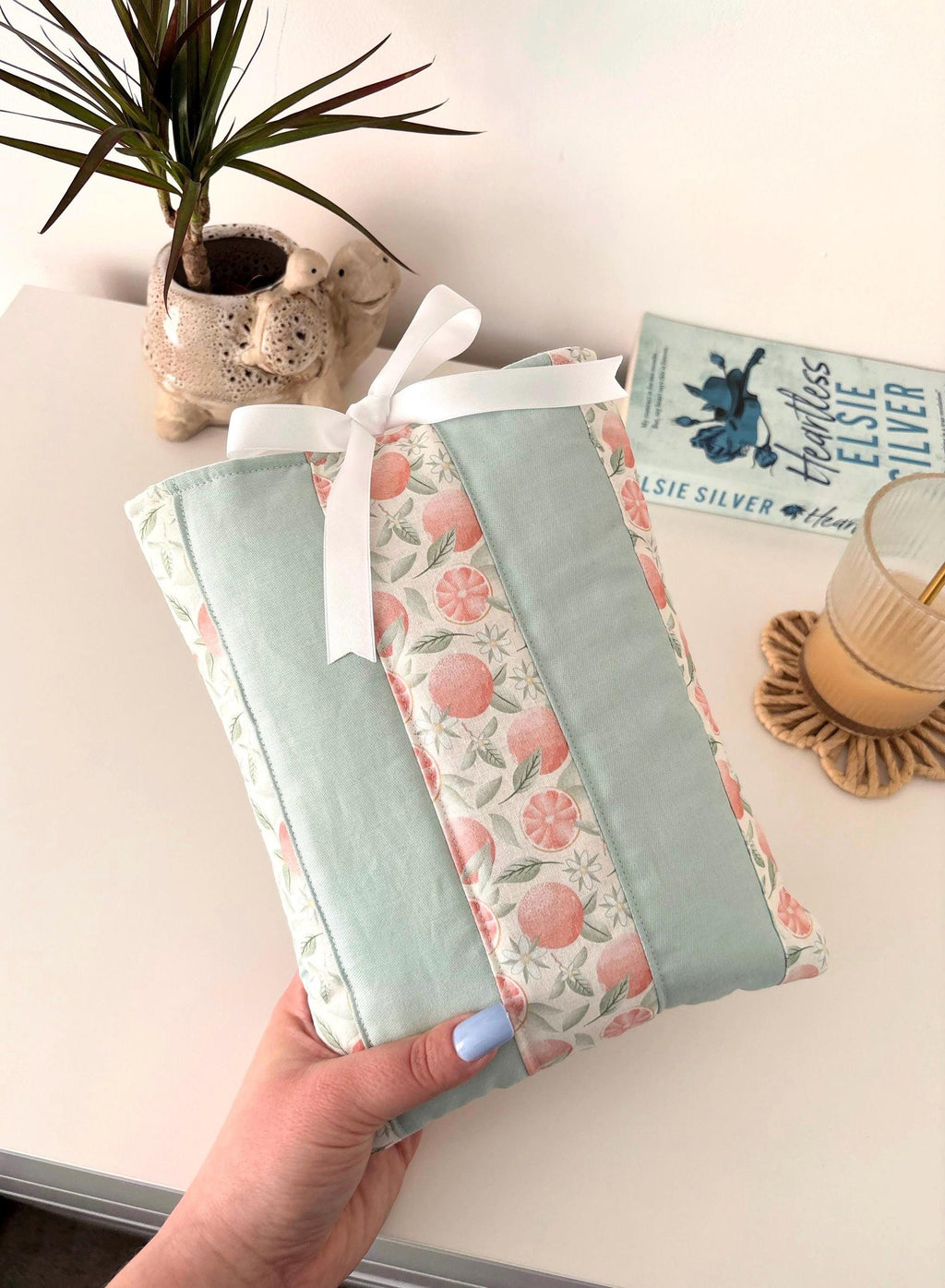Green citrus quilted book sleeve