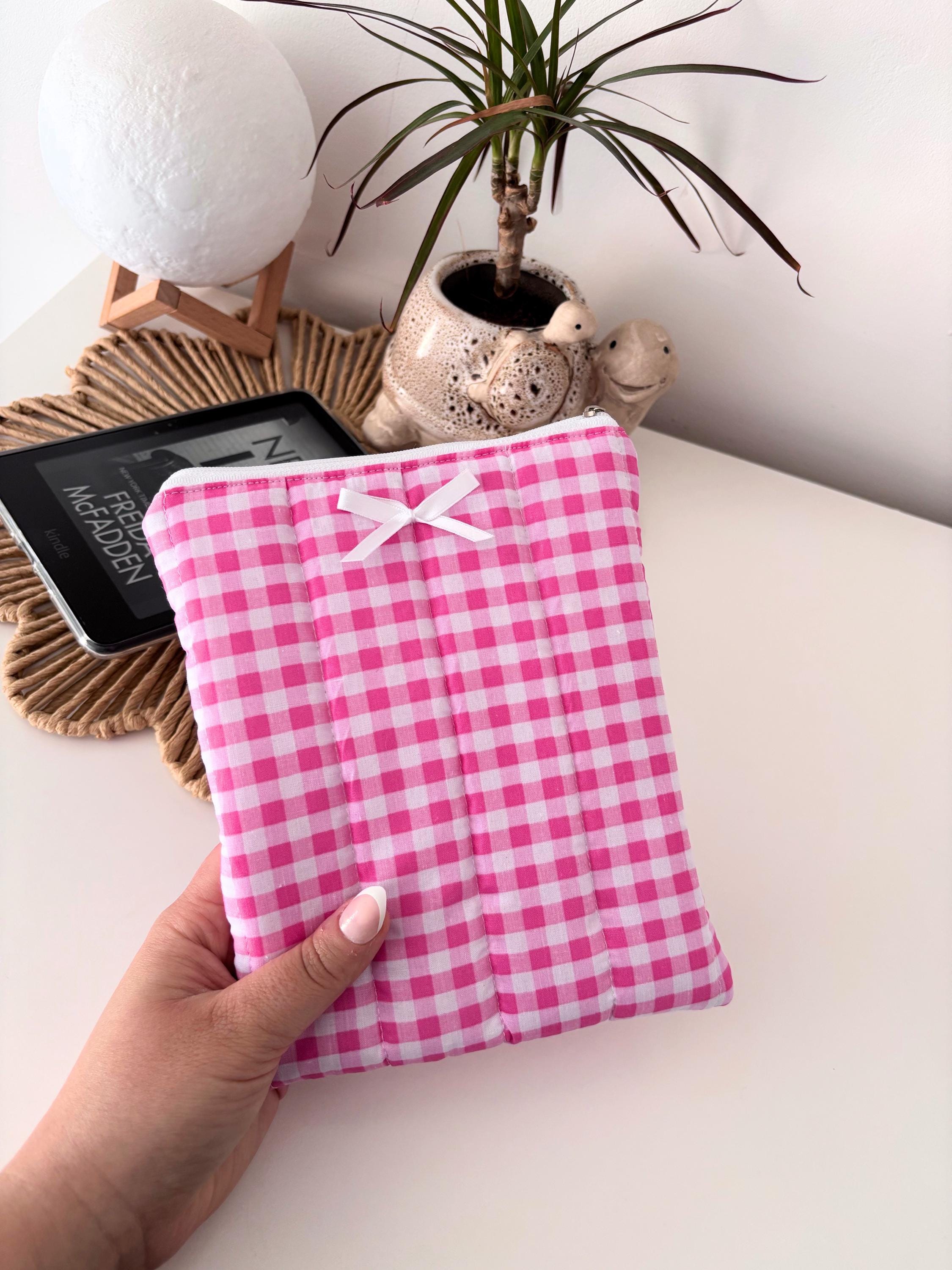 Candy pink gingham kindle/e-reader sleeve