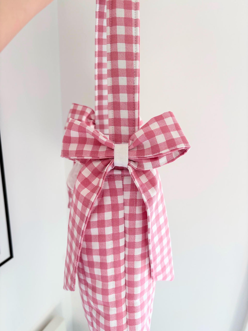 Pink gingham mini bow shoulder bag