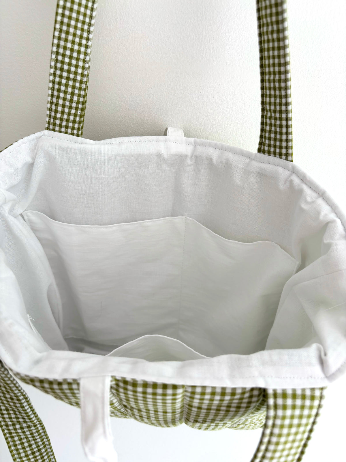 Green gingham quilted tote bag