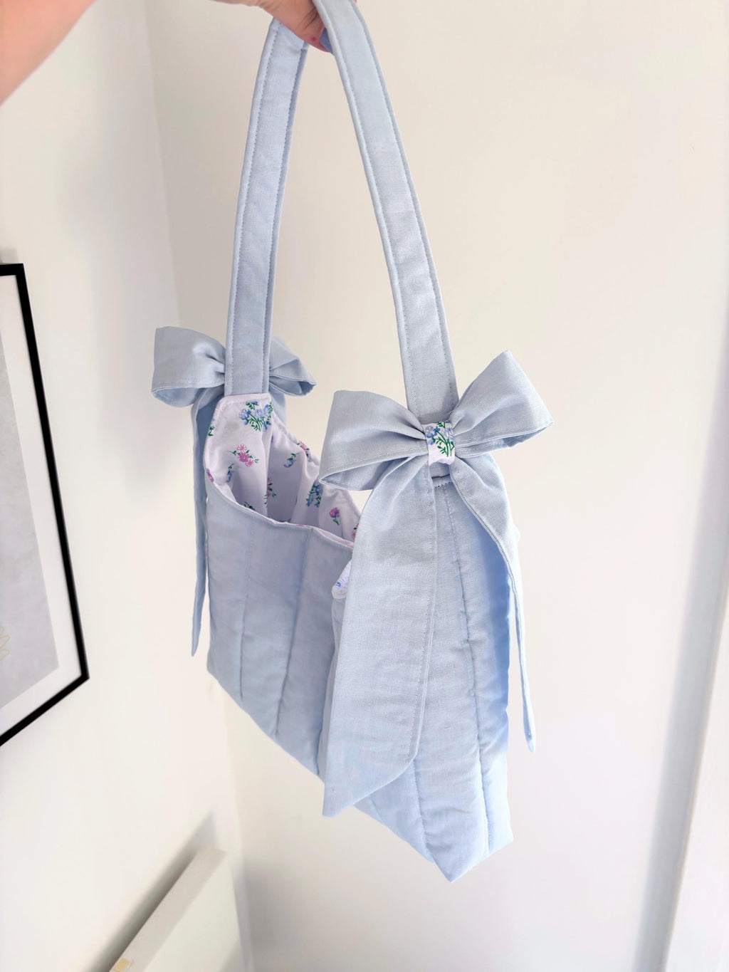 Pastel blue mini bow shoulder bag