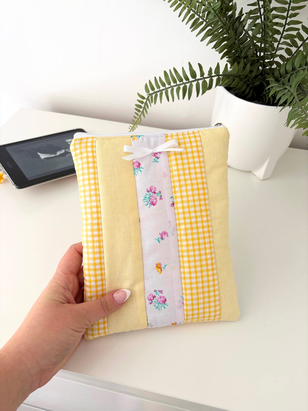 Pastel yellow floral patchwork kindle/e-reader sleeve