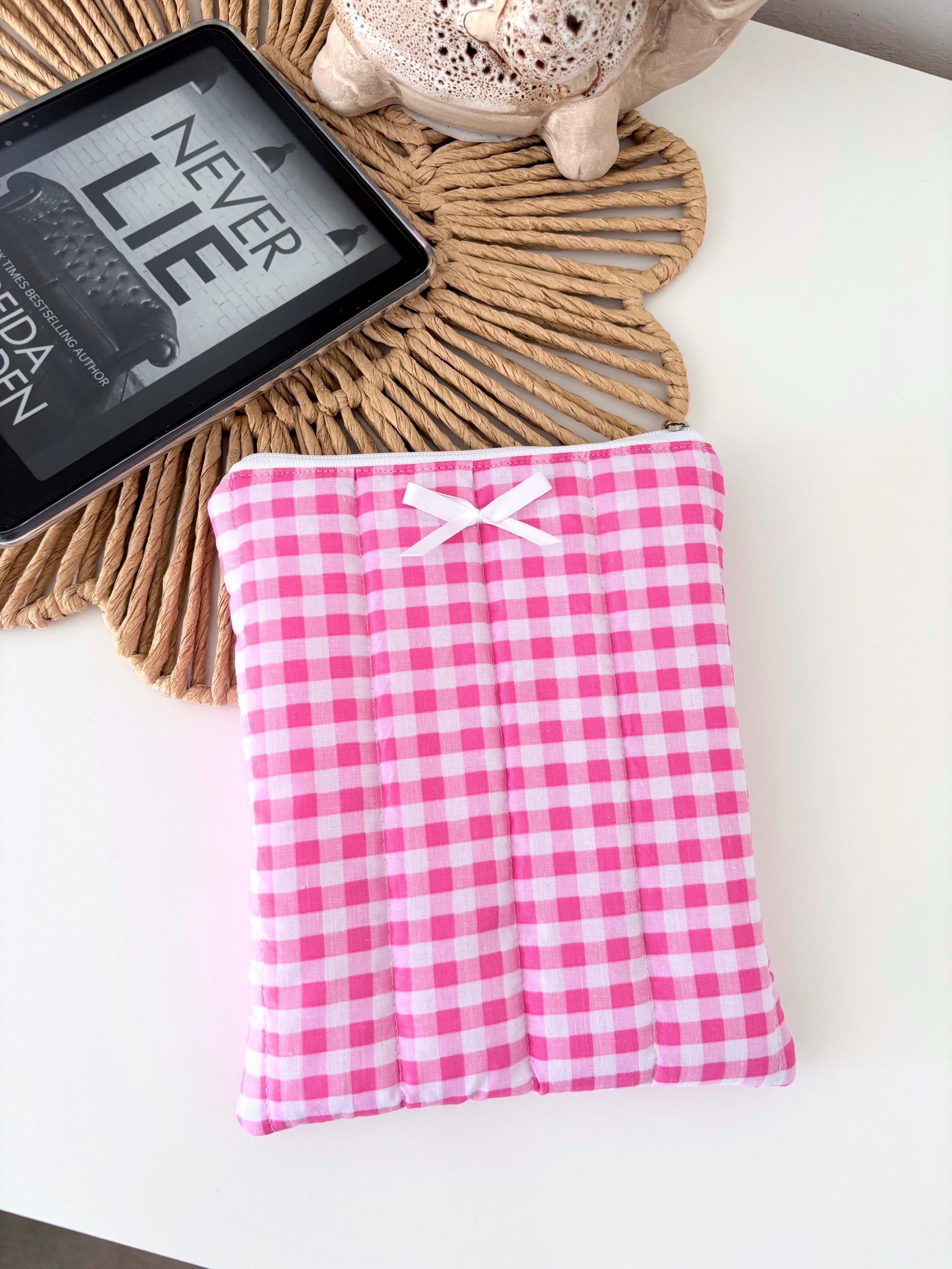 Candy pink gingham kindle/e-reader sleeve