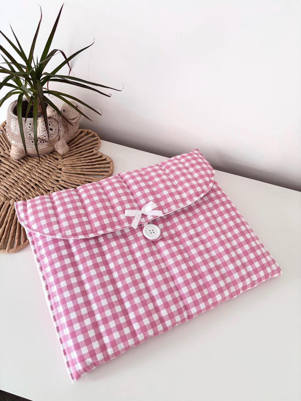13” Pink gingham quilted laptop sleeve