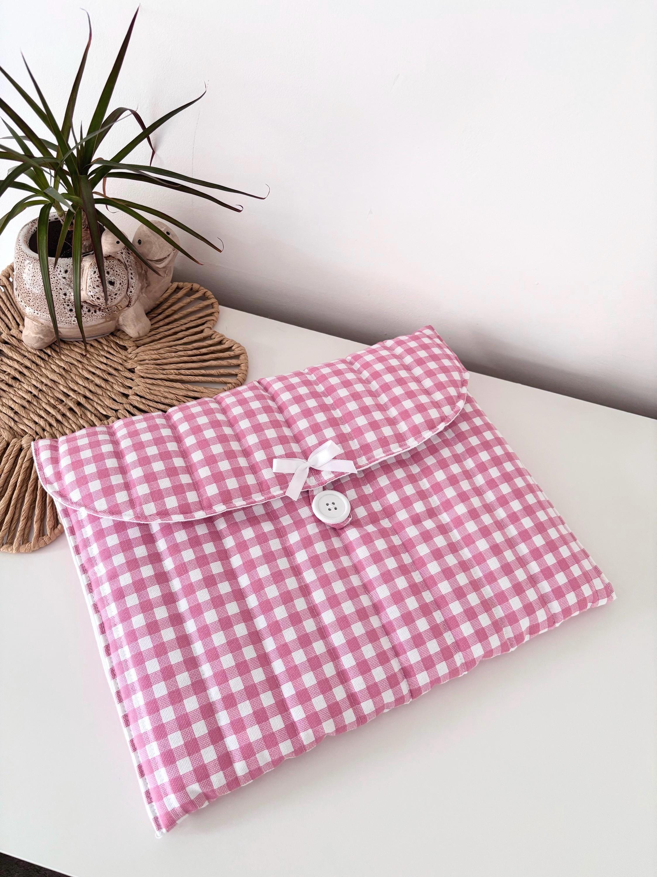 13” Pink gingham quilted laptop sleeve