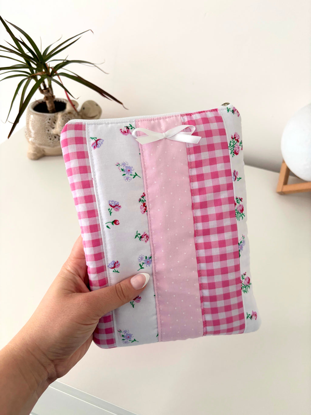 Candy pink patchwork kindle / e-reader sleeve