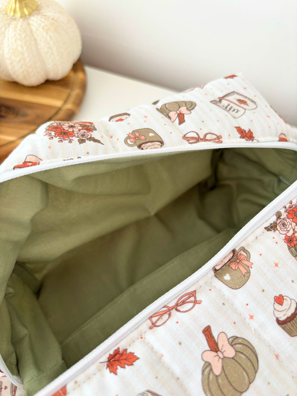 Cosy Chapters boxy carry all pouch