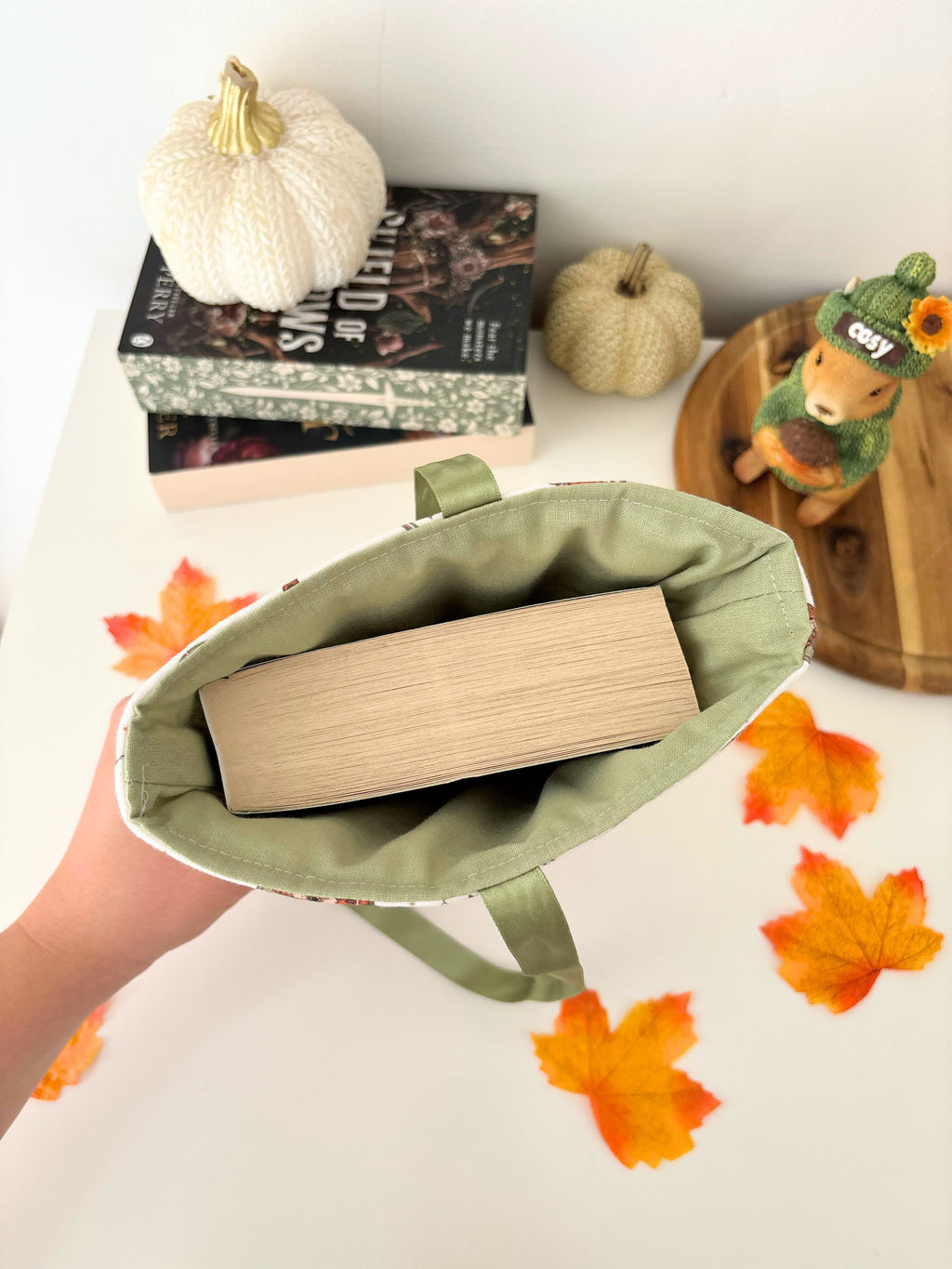 Cosy Chapters large print book sleeve