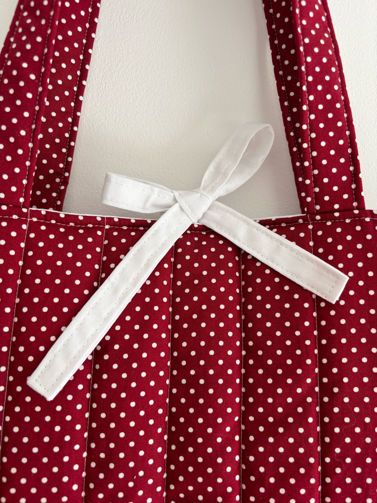 Red polka dot quilted tote bag