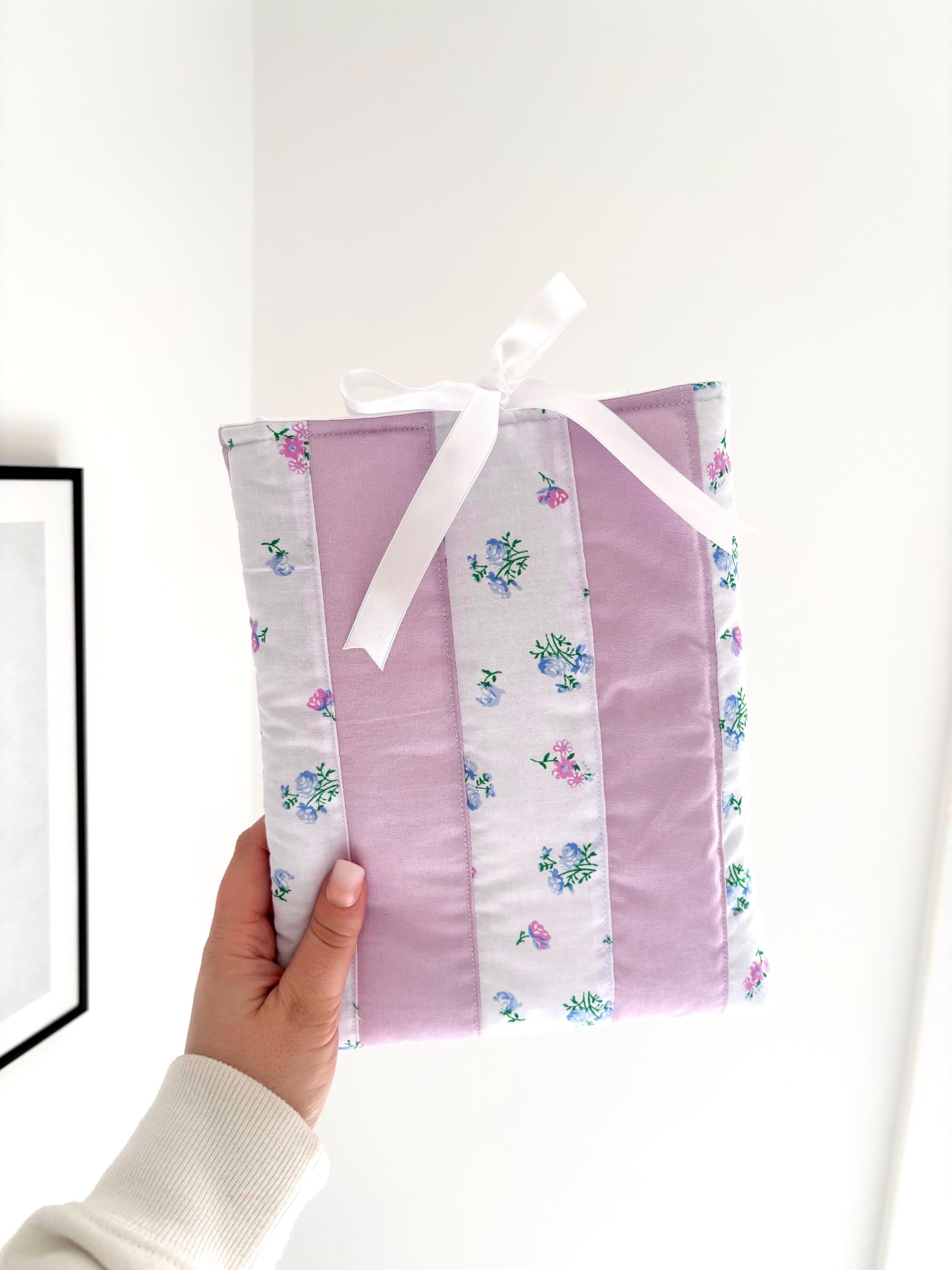 Lilac floral quilted book sleeve