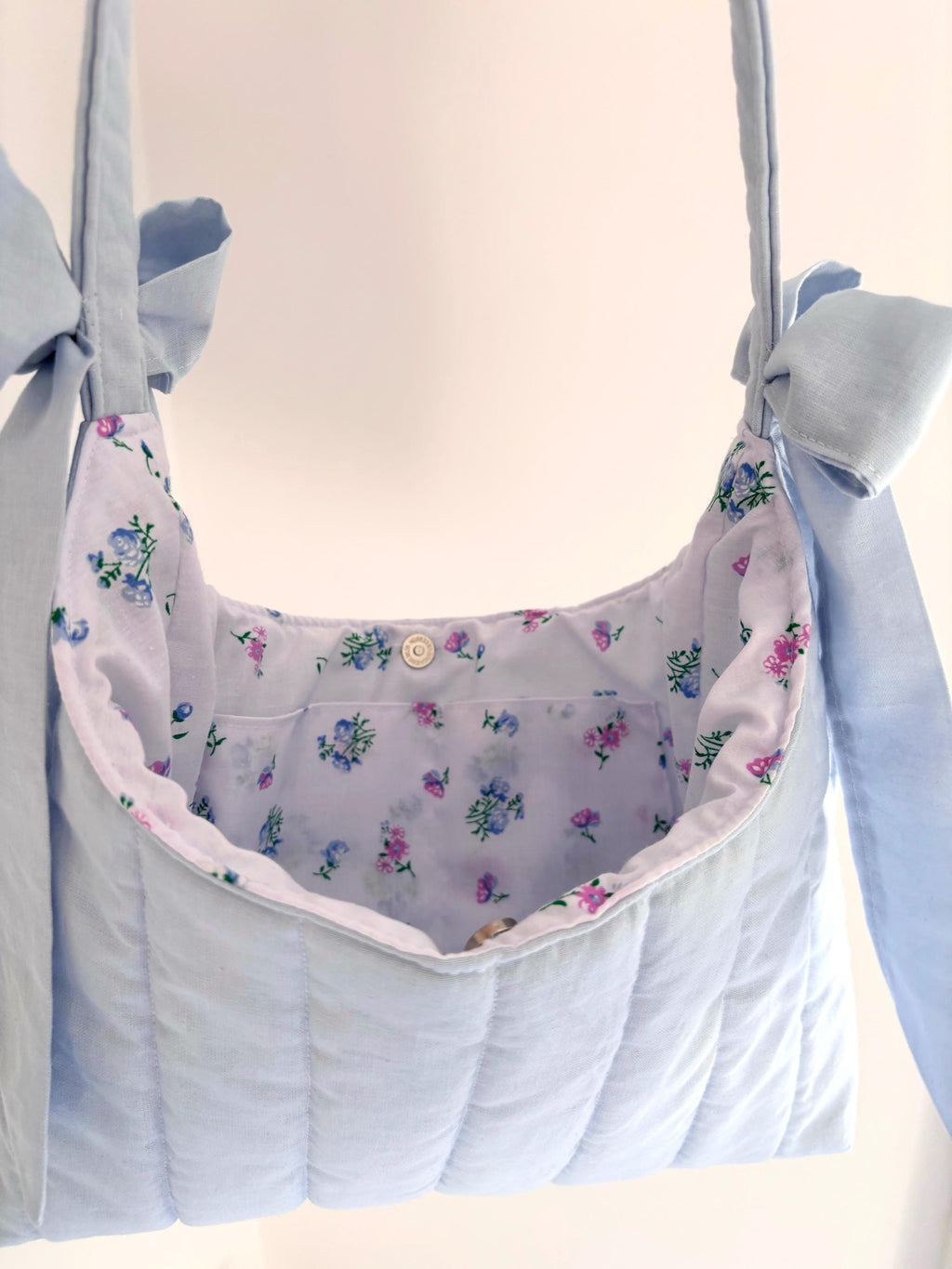 Pastel blue mini bow shoulder bag
