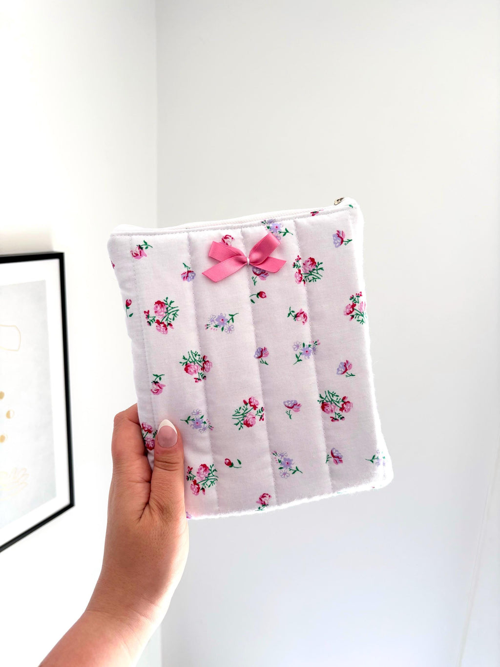 Pink floral kindle / e-reader sleeve