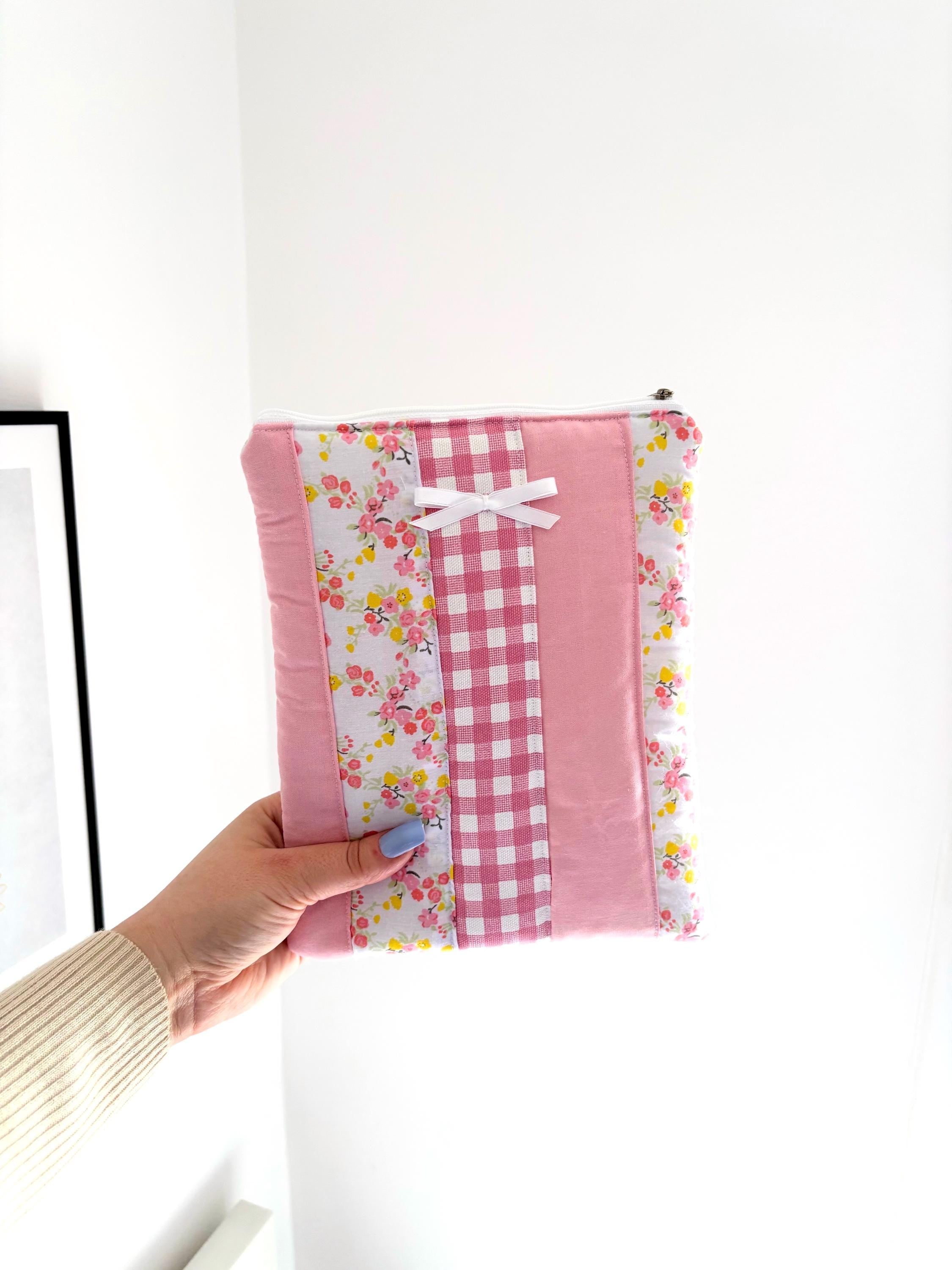 Pink patchwork kindle/e-reader sleeve